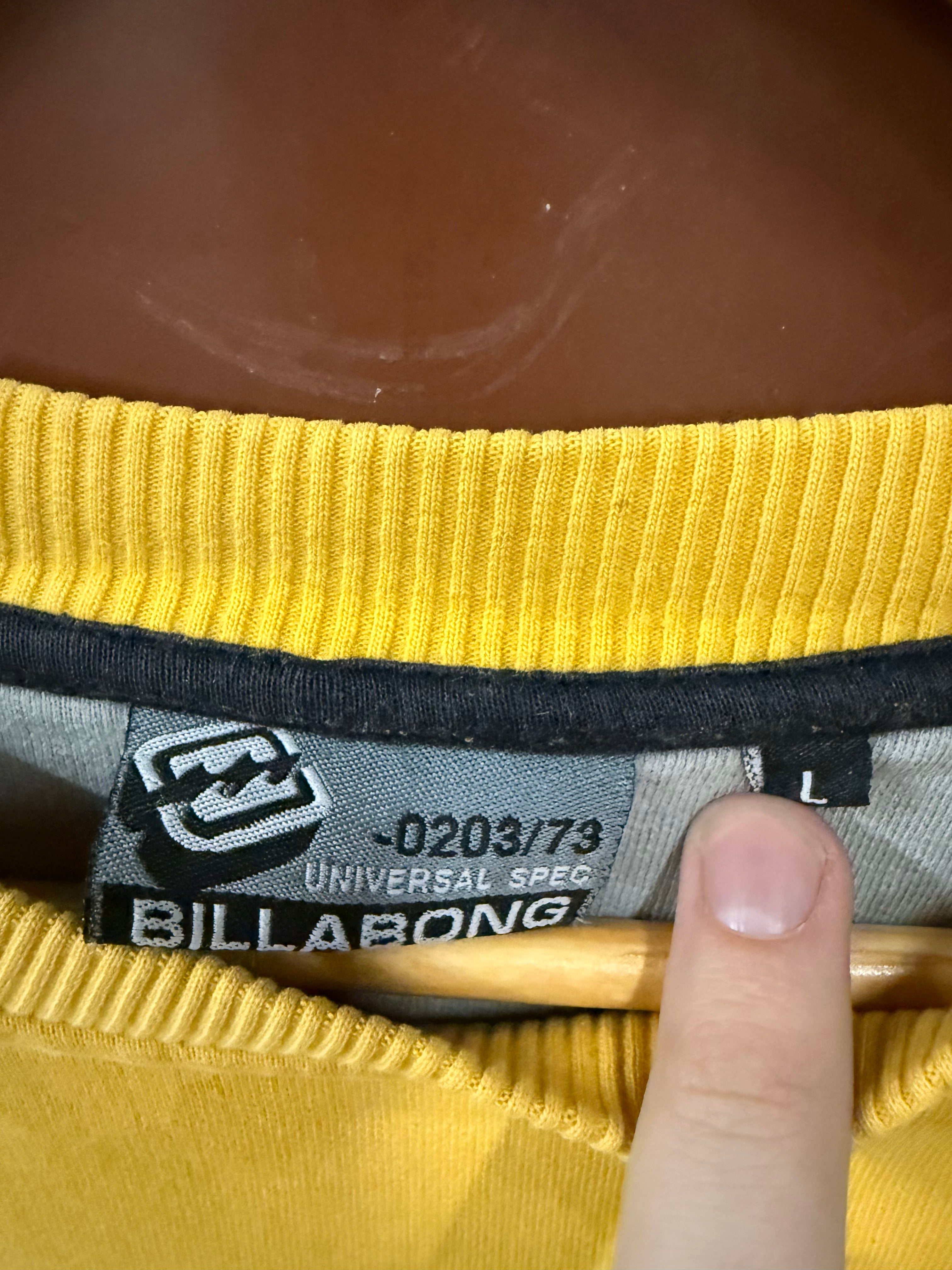 Tri color Billabong Crewneck