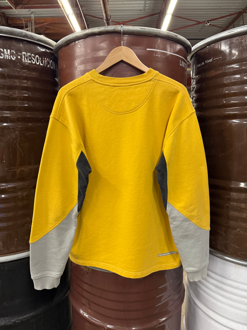 Tri color Billabong Crewneck