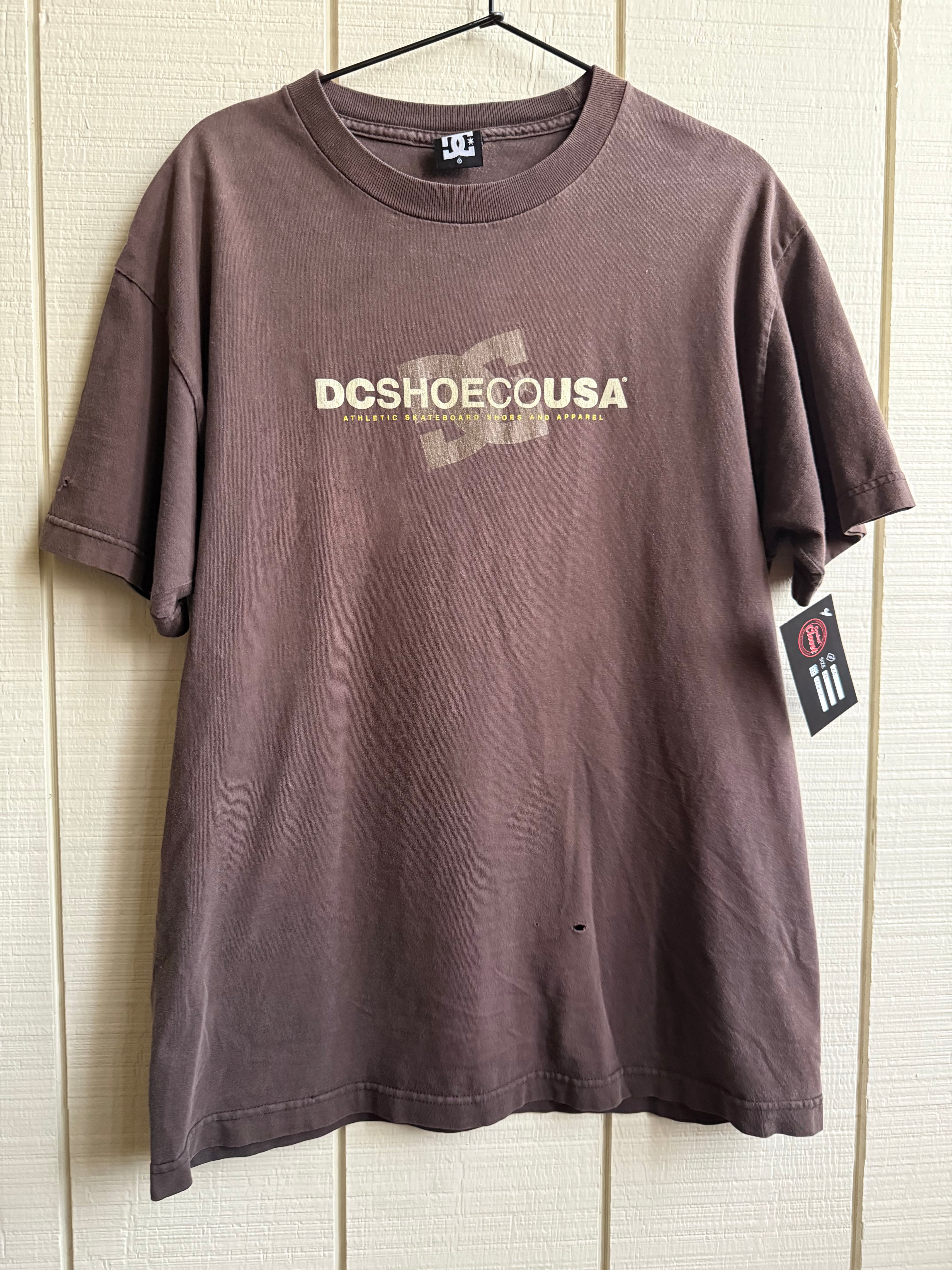 2000's DC Skateboarding Graphic tee