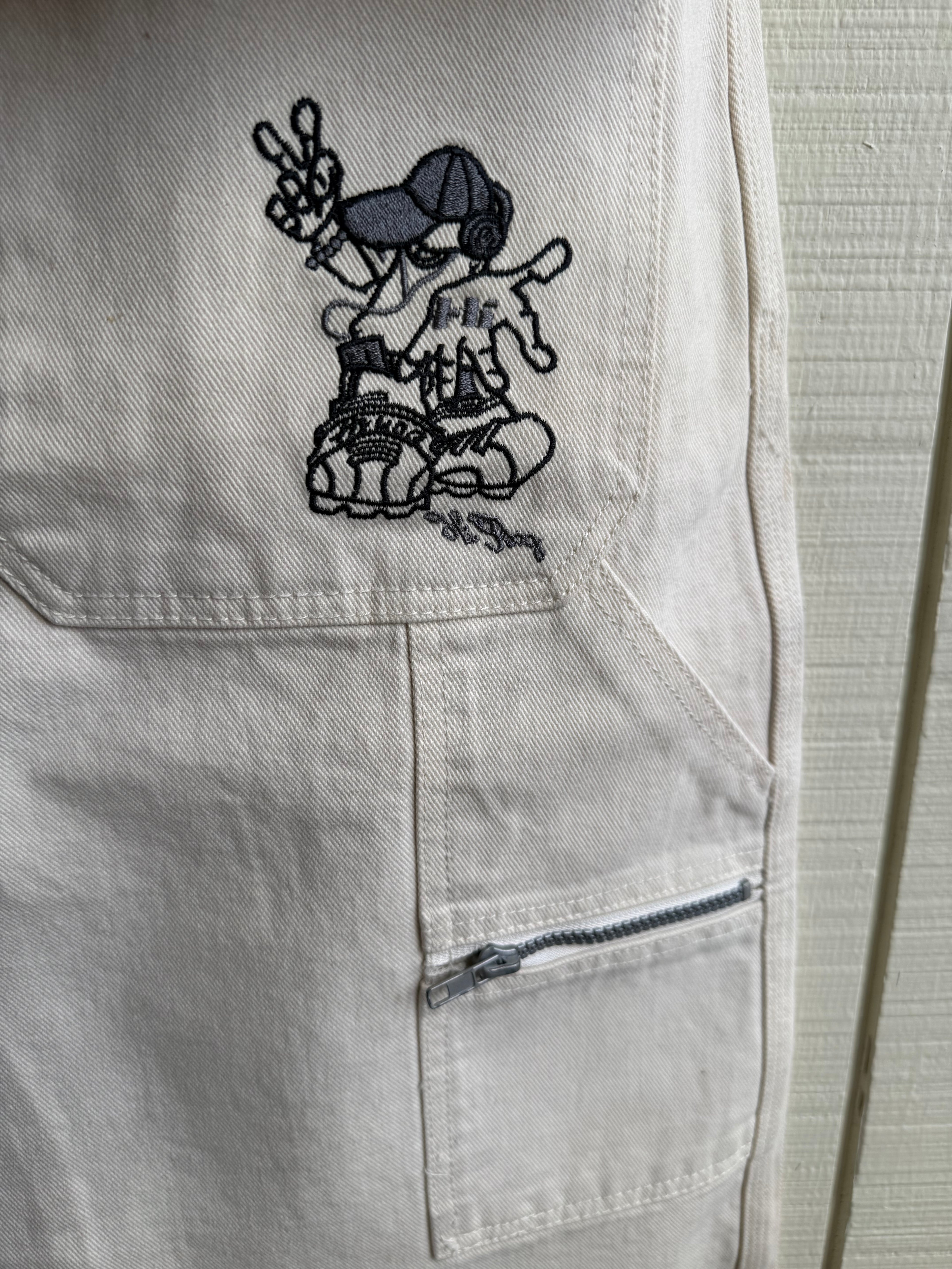 HI embroider cargo pants NWT